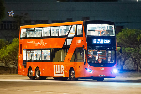 XU311 @ E33P 由 海星 於 航膳西路面向軍事運輸中心梯(軍事運輸中心梯)拍攝