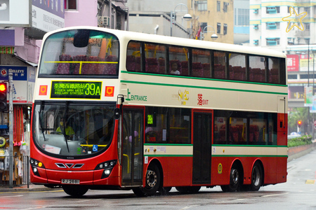 RJ2681 @ 39A 由 海星 於 關門口街右轉沙咀道門(超力鏡業門)拍攝