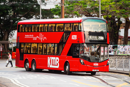 YP4131 @ 258D 由 海星 於 大方街面向興偉樓梯(大興出站梯)拍攝