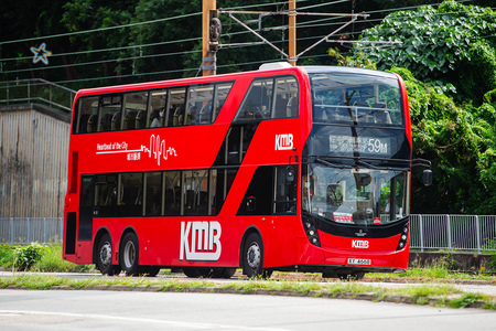 XY4668 @ 59M 由 海星 於 龍門路與屯青里交界北行梯(新屯門中心樓梯梯)拍攝