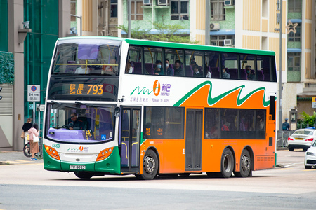 TW8025 @ 793 由 海星 於 彩明街右轉景嶺路門(出彩明街門)拍攝