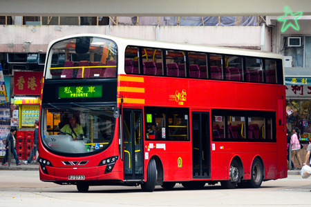 RJ2733 @ 102 由 海星 於 南安街左轉筲箕灣巴士總站門(筲箕灣巴總門)拍攝