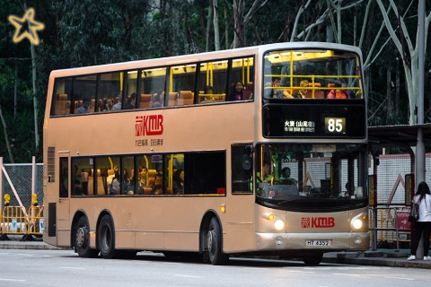 HT4352 @ 85 由 海星 於 聯合道聯校運動場分站梯(聯校運動場梯)拍攝