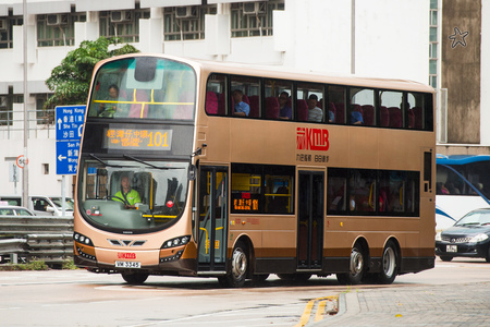 VM3345 @ 101 由 海星 於 太子道東西行面向譽‧港灣門(啟德工業貿易大樓門)拍攝