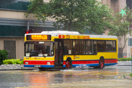 HU7461 @ 628 由 海星 於 唐俊街與唐俊街交界面向君傲灣門(君傲灣燈口門)拍攝