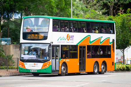 PR8688 @ 8P 由 海星 於 柴灣道東行面向劉永生中學門(漁安樓門)拍攝