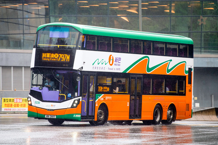 WN2615 @ 797M 由 海星 於 環保大道北行右轉百勝角路門(邵氏影城門)拍攝