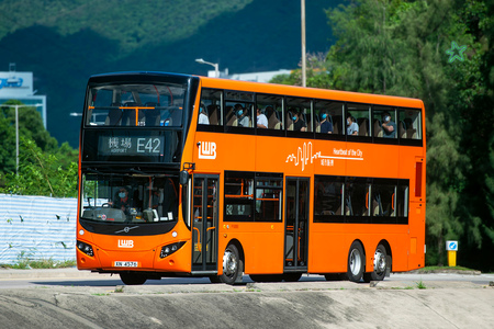 XN4576 @ E42 由 海星 於 赤鱲角南路面向觀景路迴旋處門(赤鱲角南路門)拍攝