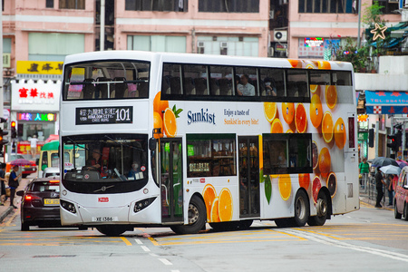 XE1386 @ 101 由 海星 於 物華街右轉觀塘裕民坊巴士總站門(入裕民坊巴士總站門)拍攝