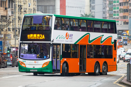 TW8025 @ 2A 由 海星 於 太祥街左轉筲箕灣道門(筲箕灣警署門)拍攝