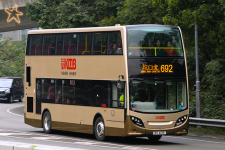 RV4139 @ 692 由 海星 於 將軍澳隧道公路迴旋處市中心出口梯(將隧公路市中心出口梯)拍攝