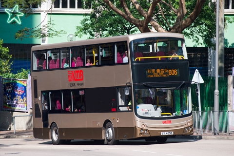 SY4050 @ 606 由 海星 於 耀興道上山面向勵志會梁李秀娛紀念小學梯(梁李秀娛小學梯)拍攝