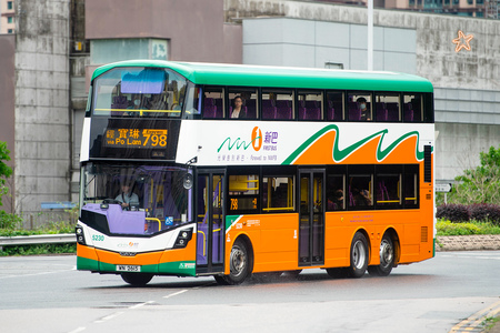 WN2615 @ 798 由 海星 於 將軍澳廣場迴旋處至善街出口門(怡明邨門)拍攝