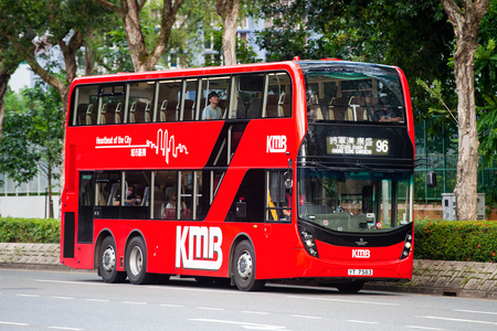 NEWBUS @ 96 由 海星 於 寶林北路面向陸慶濤小學梯(陸慶濤梯)拍攝