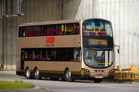 VE9774 @ 52X 由 海星 於 青山公路新大欖段屯門公路橋底駛入迴旋處梯(屯公橋底駛入迴旋處梯)拍攝