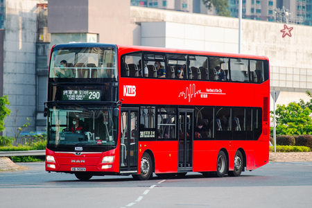 YB9089 @ 290 由 海星 於 將軍澳廣場迴旋處至善街出口門(怡明邨門)拍攝