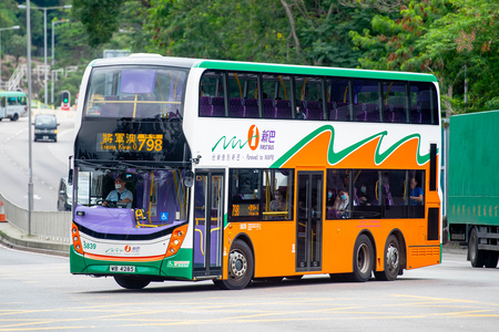 WB4285 @ 798 由 海星 於 火炭路東行右轉源禾路南行門(沙田IVE(逆行)門)拍攝