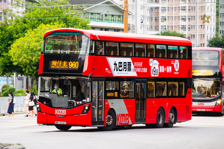 WB9327 @ 960 由 海星 於 鳴琴路右轉田景路門(海麗花園門)拍攝