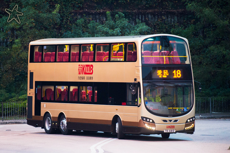 TR6812 @ 18 由 海星 於 深水埗東京街巴士總站出站面對連翔道梯(出東京街巴總通道梯)拍攝