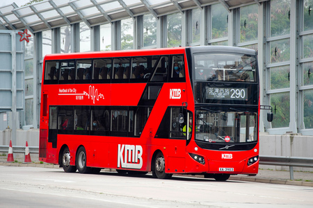 XA3903 @ 290 由 海星 於 寶琳路西行近安秀道交界梯(安秀道燈位梯)拍攝