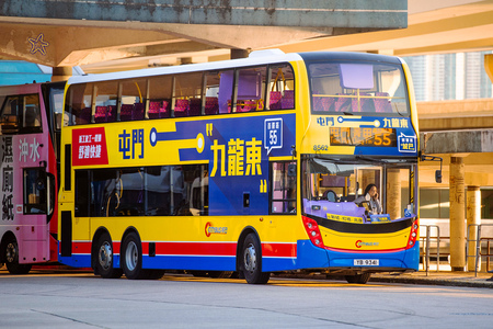 YB9341 @ 55 由 海星 於 觀塘碼頭巴士總站坑尾梯(觀塘碼頭坑尾梯)拍攝