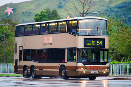 LE4612 @ 54 由 海星 於 東匯路錦上路交界北行直行梯(東匯路直行梯)拍攝