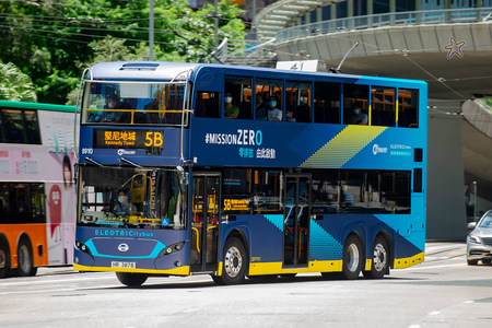 HR3878 @ 5B 由 海星 於 皇后大道中面向遮打花園門(立法會門)拍攝