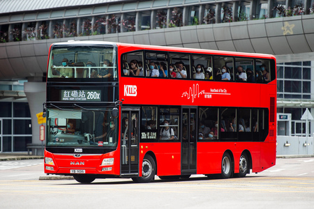 YB9016 @ 260X 由 海星 於 匯民道右轉匯翔道門(柯士甸站門)拍攝