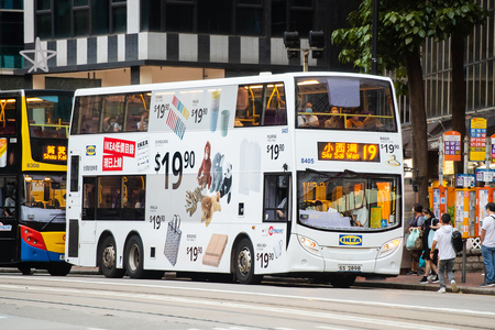 SS2898 @ 19 由 海星 於 英皇道面向七海商業中心分站梯(七海梯)拍攝